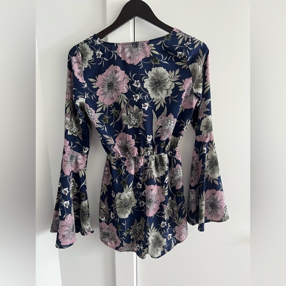 Navy Blue Front-Tie Floral Romper - Picture 2 of 2